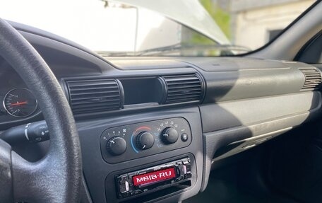 Chrysler Sebring II, 2004 год, 560 000 рублей, 12 фотография