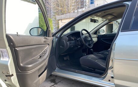 Chrysler Sebring II, 2004 год, 560 000 рублей, 24 фотография