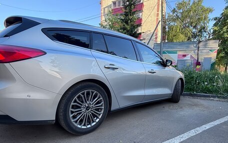 Ford Focus IV, 2018 год, 1 500 000 рублей, 2 фотография