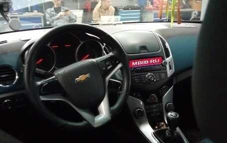Chevrolet Cruze II, 2012 год, 549 000 рублей, 5 фотография