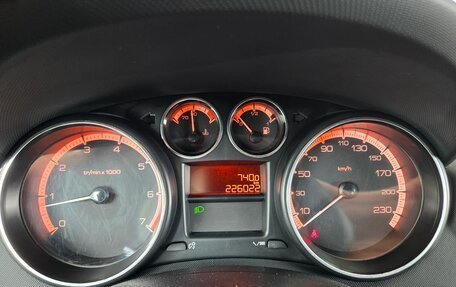 Peugeot 408 I рестайлинг, 2012 год, 470 000 рублей, 10 фотография