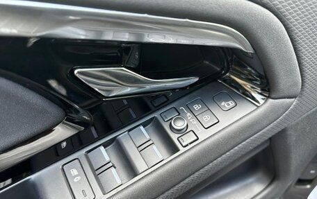 Land Rover Range Rover Evoque II, 2021 год, 3 195 000 рублей, 10 фотография