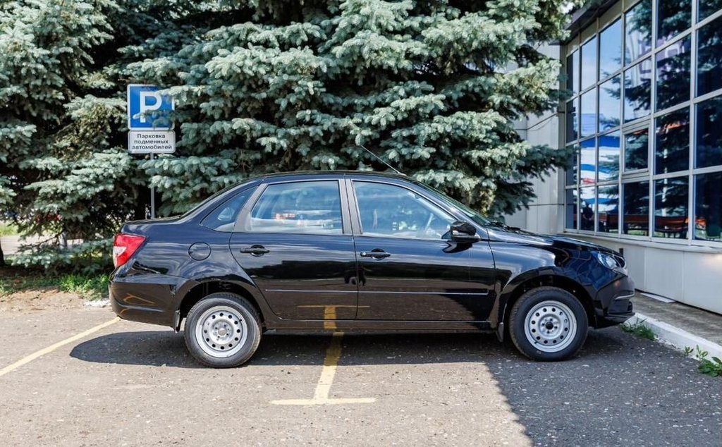 ВАЗ (LADA) Granta, 2025 год, 1 007 000 рублей, 4 фотография