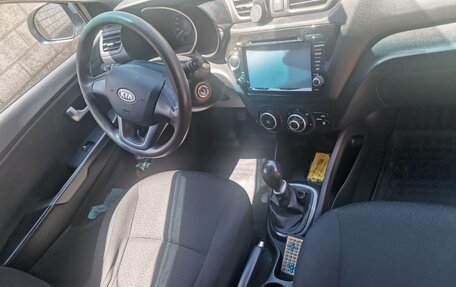 KIA Rio III рестайлинг, 2012 год, 880 000 рублей, 5 фотография