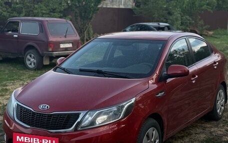 KIA Rio III рестайлинг, 2012 год, 910 000 рублей, 2 фотография