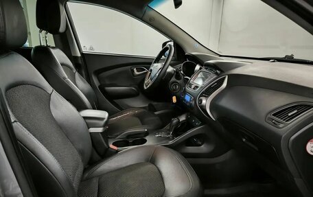 Hyundai ix35 I рестайлинг, 2012 год, 1 039 000 рублей, 12 фотография