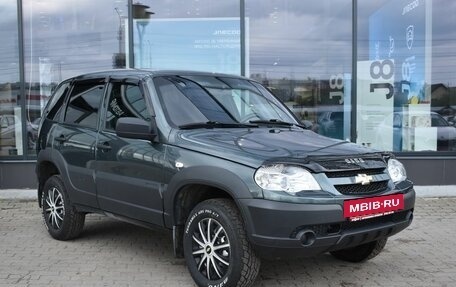 Chevrolet Niva I рестайлинг, 2019 год, 920 000 рублей, 3 фотография