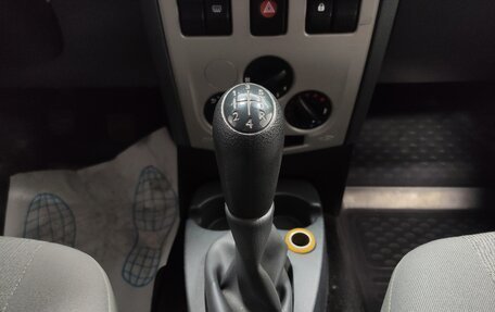 Renault Logan I, 2007 год, 380 000 рублей, 13 фотография