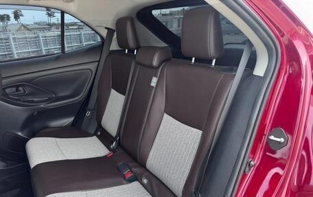 Toyota Yaris Cross, 2022 год, 1 238 027 рублей, 13 фотография