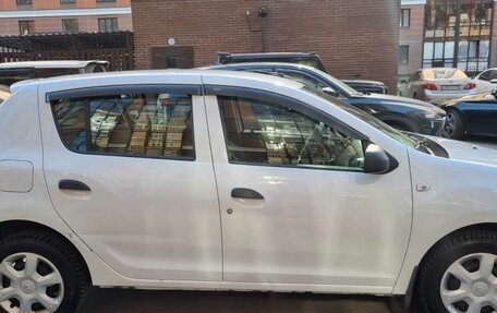 Renault Sandero II рестайлинг, 2017 год, 600 000 рублей, 4 фотография