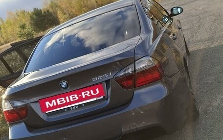 BMW 3 серия, 2008 год, 900 000 рублей, 3 фотография