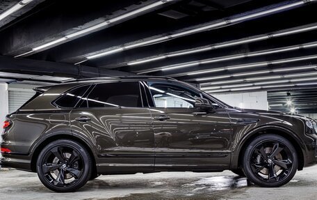 Bentley Bentayga I, 2021 год, 28 888 888 рублей, 6 фотография