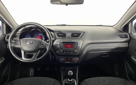 KIA Rio III рестайлинг, 2013 год, 899 000 рублей, 16 фотография