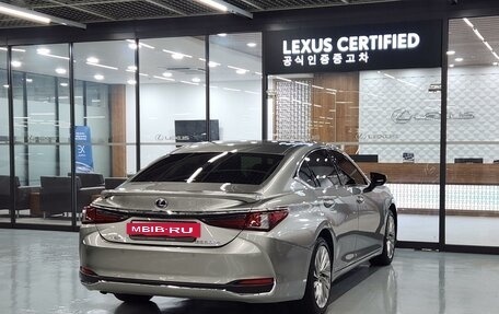 Lexus ES VII, 2021 год, 3 630 000 рублей, 2 фотография