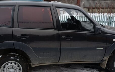 Chevrolet Niva I рестайлинг, 2012 год, 560 000 рублей, 4 фотография