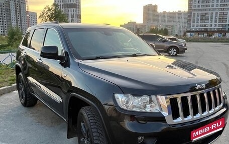 Jeep Grand Cherokee, 2012 год, 2 100 000 рублей, 34 фотография