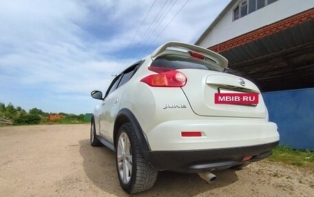Nissan Juke II, 2011 год, 1 000 000 рублей, 7 фотография