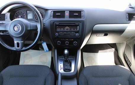 Volkswagen Jetta VI, 2011 год, 849 000 рублей, 18 фотография