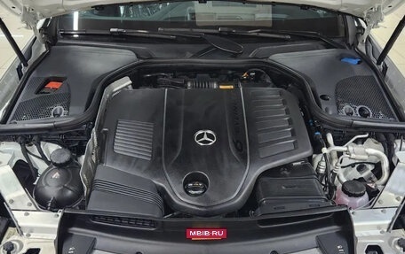 Mercedes-Benz E-Класс, 2022 год, 3 180 000 рублей, 8 фотография
