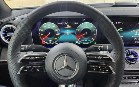 Mercedes-Benz E-Класс, 2022 год, 3 180 000 рублей, 14 фотография
