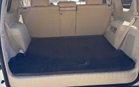 Toyota Land Cruiser Prado 150 рестайлинг 2, 2021 год, 5 000 000 рублей, 24 фотография