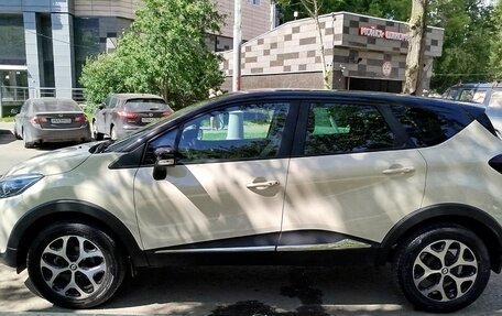 Renault Kaptur I рестайлинг, 2020 год, 1 890 000 рублей, 2 фотография