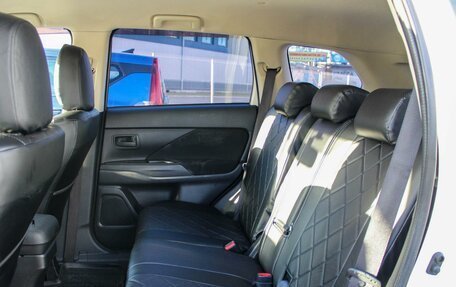 Mitsubishi Outlander III рестайлинг 3, 2012 год, 1 510 000 рублей, 14 фотография