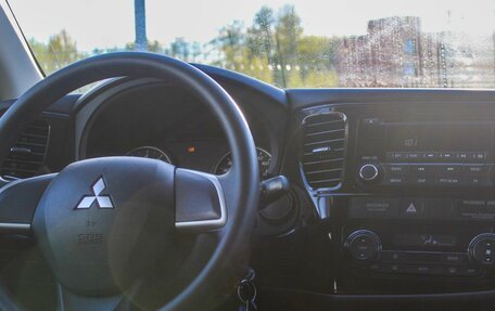Mitsubishi Outlander III рестайлинг 3, 2012 год, 1 510 000 рублей, 18 фотография