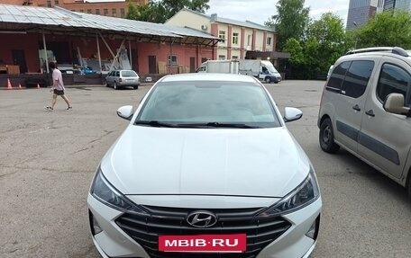 Hyundai Elantra VI рестайлинг, 2019 год, 1 723 000 рублей, 4 фотография