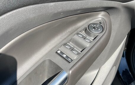 Ford Kuga III, 2015 год, 19 фотография
