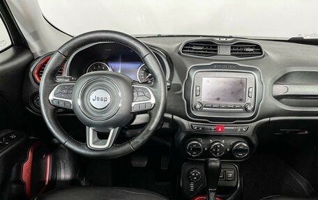 Jeep Renegade I рестайлинг, 2018 год, 2 197 000 рублей, 12 фотография