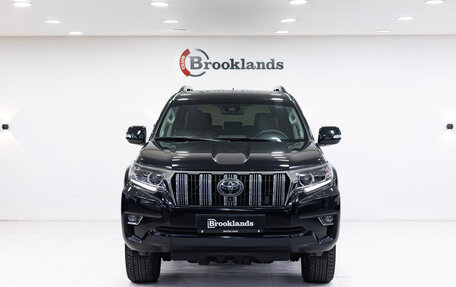 Toyota Land Cruiser Prado 150 рестайлинг 2, 2019 год, 5 790 000 рублей, 2 фотография