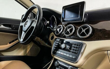 Mercedes-Benz GLA, 2015 год, 1 697 000 рублей, 9 фотография