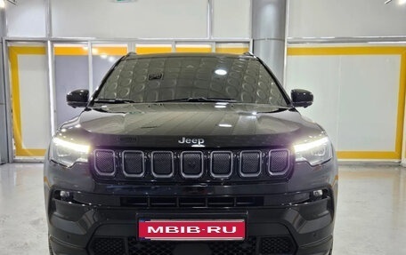 Jeep Compass II, 2022 год, 2 750 000 рублей, 2 фотография