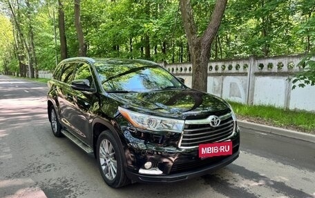 Toyota Highlander III, 2014 год, 2 950 000 рублей, 1 фотография