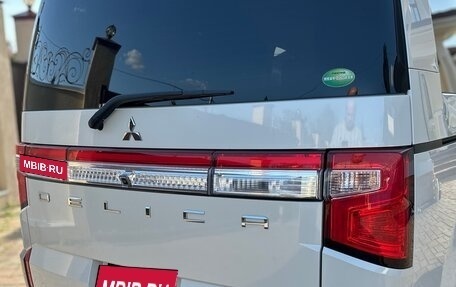 Mitsubishi Delica V, 2019 год, 3 500 000 рублей, 5 фотография