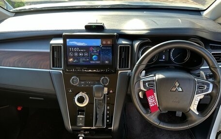 Mitsubishi Delica V, 2019 год, 3 500 000 рублей, 8 фотография