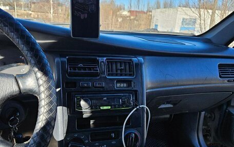 Toyota Carina E, 1997 год, 300 000 рублей, 2 фотография