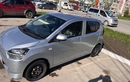 Daihatsu Mira e:S II, 2018 год, 780 000 рублей, 2 фотография