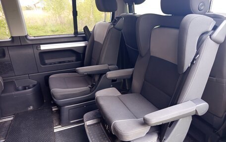 Volkswagen Multivan T5, 2010 год, 2 200 000 рублей, 23 фотография