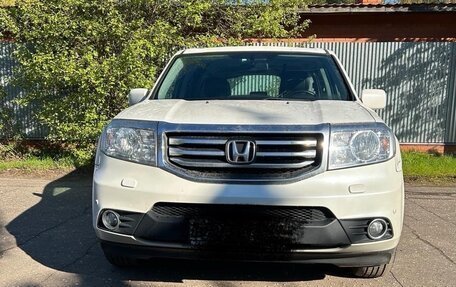 Honda Pilot III рестайлинг, 2013 год, 2 000 000 рублей, 7 фотография