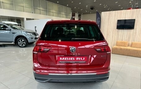 Volkswagen Tiguan II, 2020 год, 3 300 000 рублей, 4 фотография