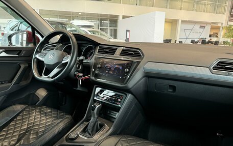 Volkswagen Tiguan II, 2020 год, 3 300 000 рублей, 29 фотография