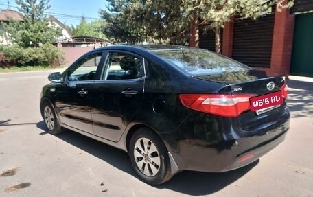 KIA Rio III рестайлинг, 2012 год, 4 фотография