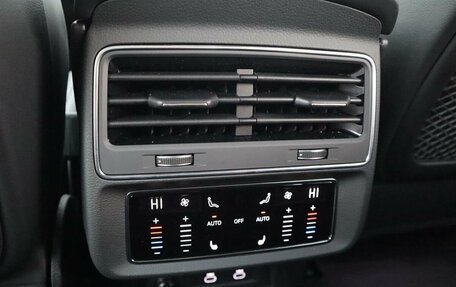 Audi Q7, 2024 год, 16 600 000 рублей, 15 фотография