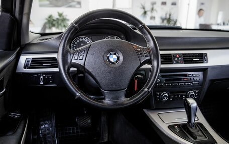 BMW 3 серия, 2011 год, 928 000 рублей, 17 фотография