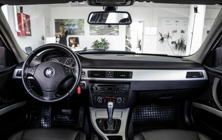 BMW 3 серия, 2011 год, 928 000 рублей, 22 фотография