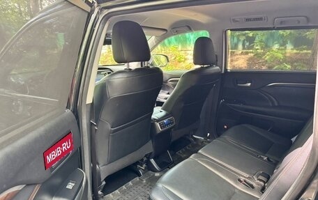 Toyota Highlander III, 2014 год, 2 950 000 рублей, 6 фотография