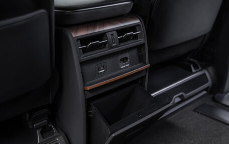 Lexus LM, 2024 год, 16 500 000 рублей, 39 фотография