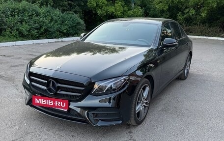 Mercedes-Benz E-Класс, 2018 год, 3 580 000 рублей, 3 фотография
